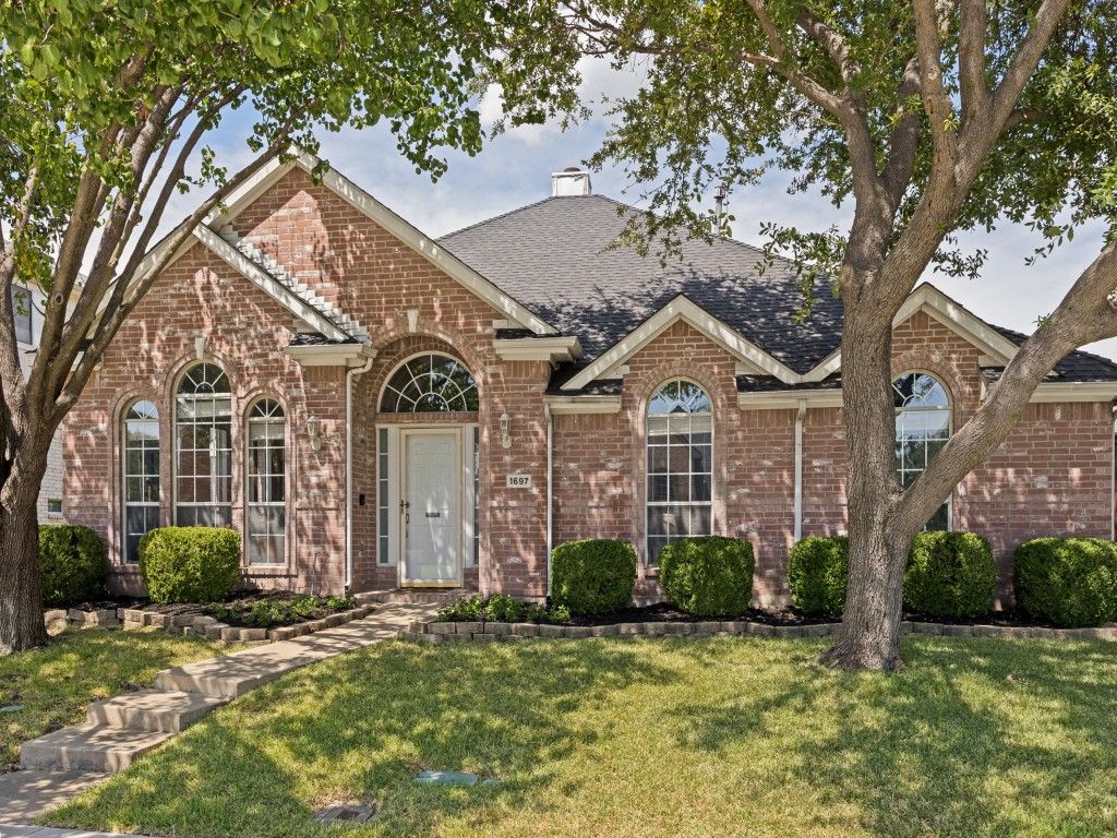 1697 Castle Rock Drive, Lewisville, TX 75077 — photo 3
