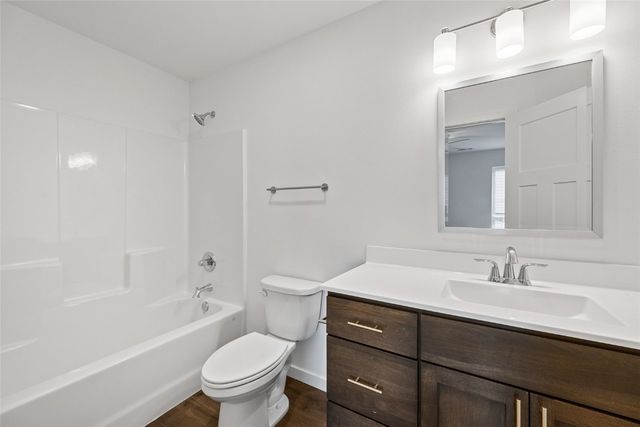 630 Catherine Drive, Tiffin, IA 52340