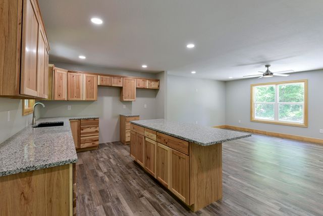 25173 Farm Road 1266, Shell Knob, MO 65747