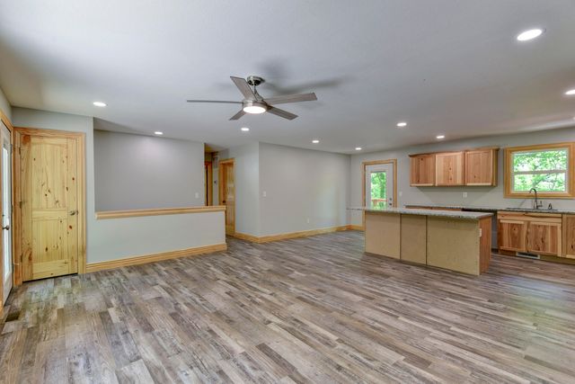 25173 Farm Road 1266, Shell Knob, MO 65747