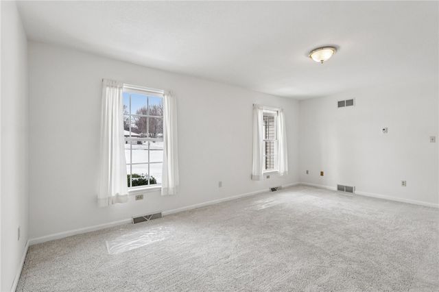 3233 Greentree Circle, Neshannock Twp, PA 16105