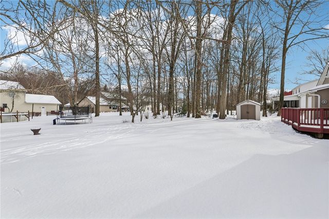 3233 Greentree Circle, Neshannock Twp, PA 16105