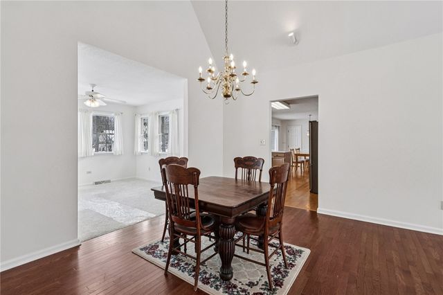 3233 Greentree Circle, Neshannock Twp, PA 16105