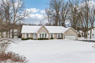 3233 Greentree Circle, Neshannock Twp, PA 16105