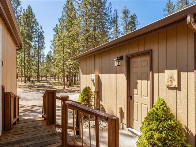 1764 Lariat, La Pine, OR 97739