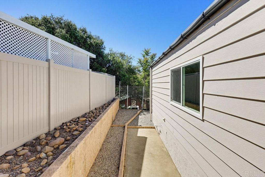 Image 14 of property listing at 2400 Alpine Blvd #8, Alpine, CA 91901