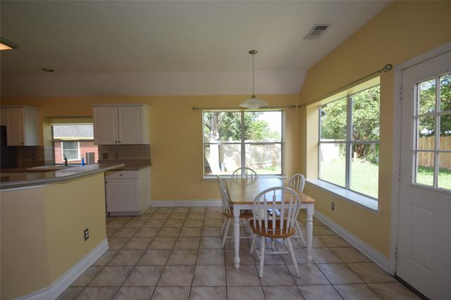 6327 Merona Lane, Houston, TX 77041