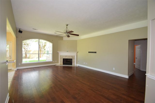 6327 Merona Lane, Houston, TX 77041
