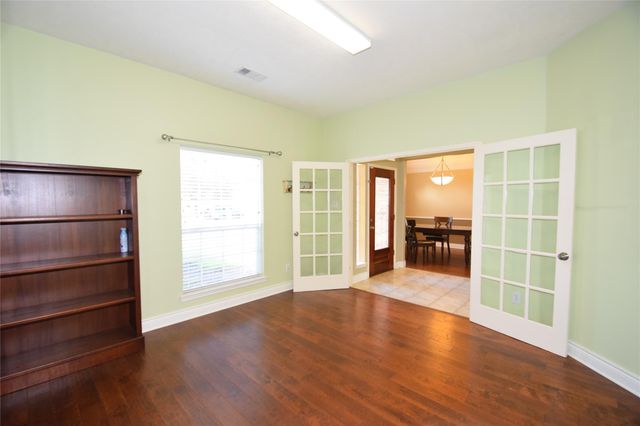 6327 Merona Lane, Houston, TX 77041