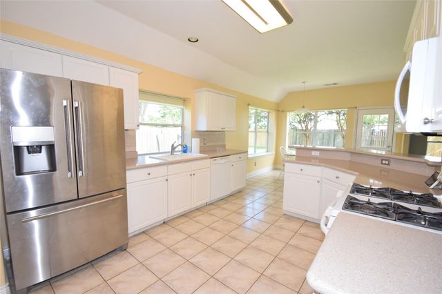 6327 Merona Lane, Houston, TX 77041