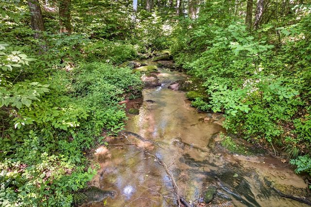 408 Mountain Creek Way, Ellijay, GA 30536
