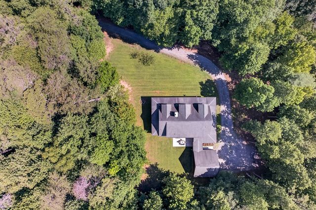 408 Mountain Creek Way, Ellijay, GA 30536