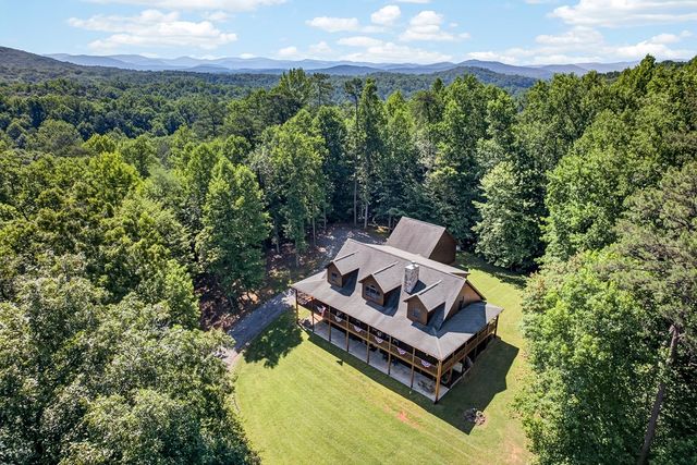 408 Mountain Creek Way, Ellijay, GA 30536