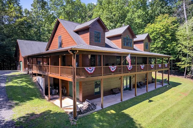 408 Mountain Creek Way, Ellijay, GA 30536