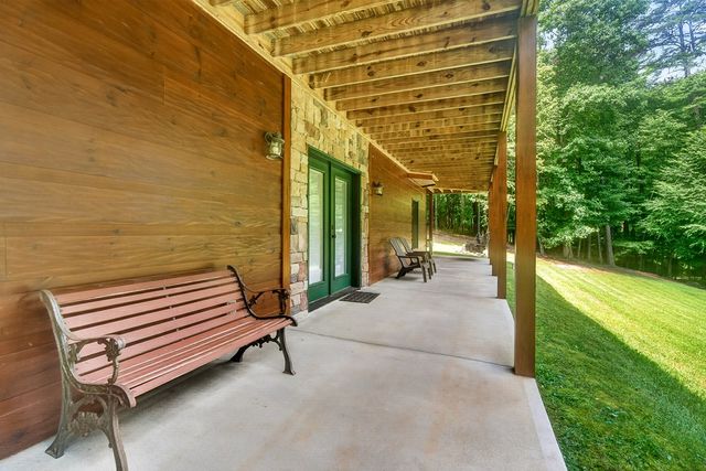 408 Mountain Creek Way, Ellijay, GA 30536