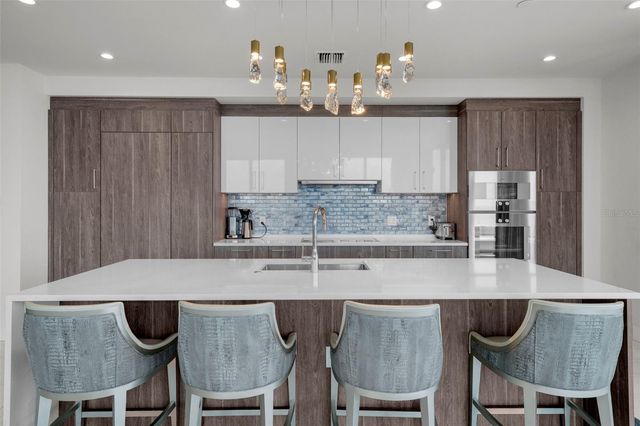 2103 BAYSHORE BOULEVARD 1701, Tampa, FL 33606