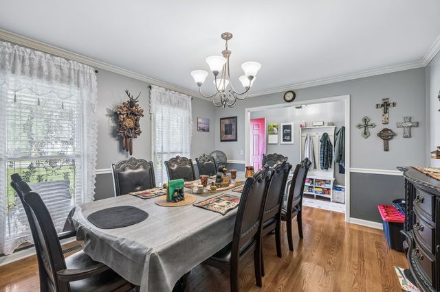 2117 Safe Haven Cir, Estill Springs, TN 37330