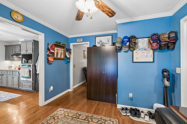 2117 Safe Haven Cir, Estill Springs, TN 37330