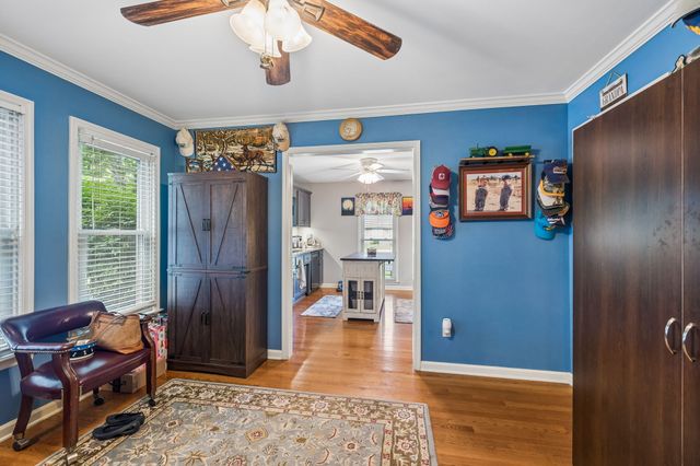 2117 Safe Haven Cir, Estill Springs, TN 37330