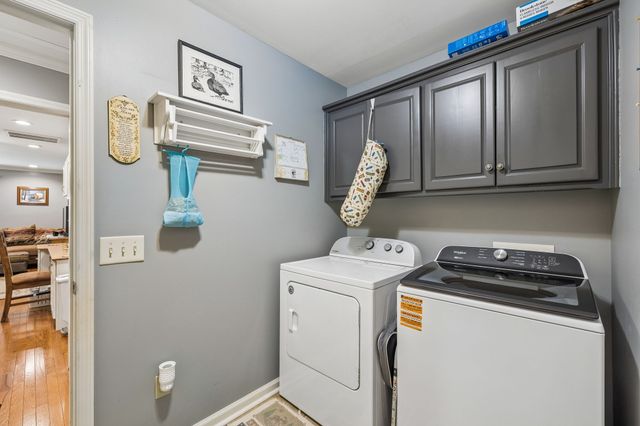 2117 Safe Haven Cir, Estill Springs, TN 37330