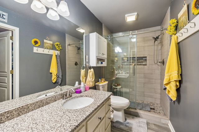 2117 Safe Haven Cir, Estill Springs, TN 37330