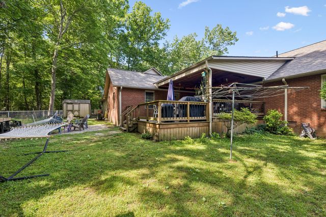 2117 Safe Haven Cir, Estill Springs, TN 37330