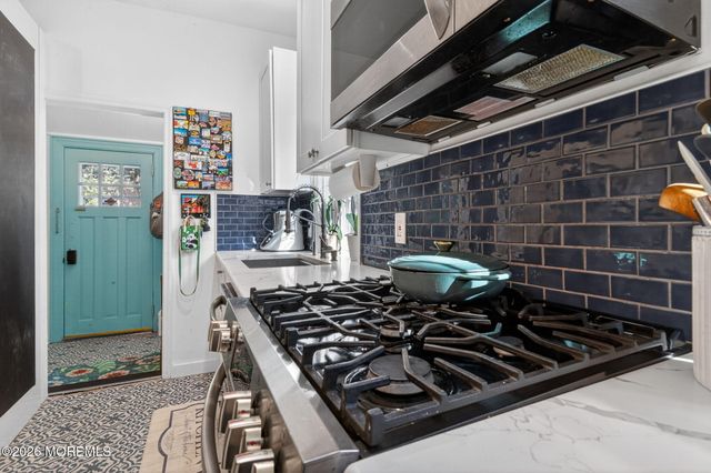 92 Embury Avenue, Ocean Grove, NJ 07756