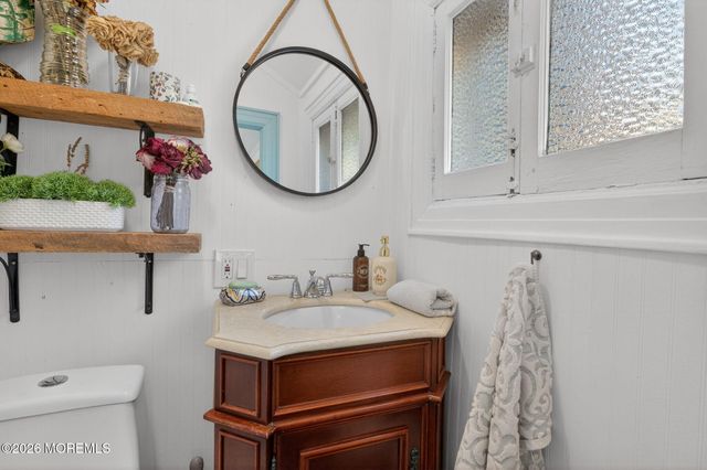 92 Embury Avenue, Ocean Grove, NJ 07756