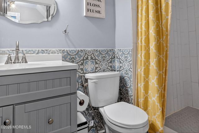 92 Embury Avenue, Ocean Grove, NJ 07756