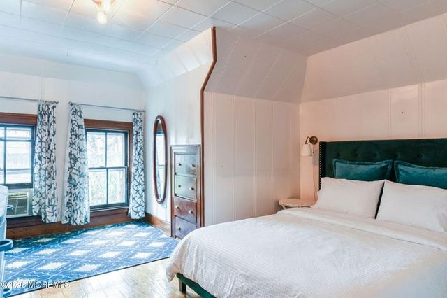 92 Embury Avenue, Ocean Grove, NJ 07756