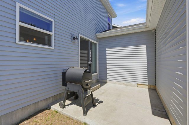 813 Feather Sound Drive, Verona, WI 53593