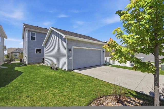 813 Feather Sound Drive, Verona, WI 53593
