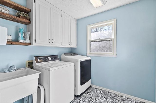 4731 Steeplechase Lane, Flowery Branch, GA 30542