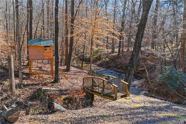 4731 Steeplechase Lane, Flowery Branch, GA 30542