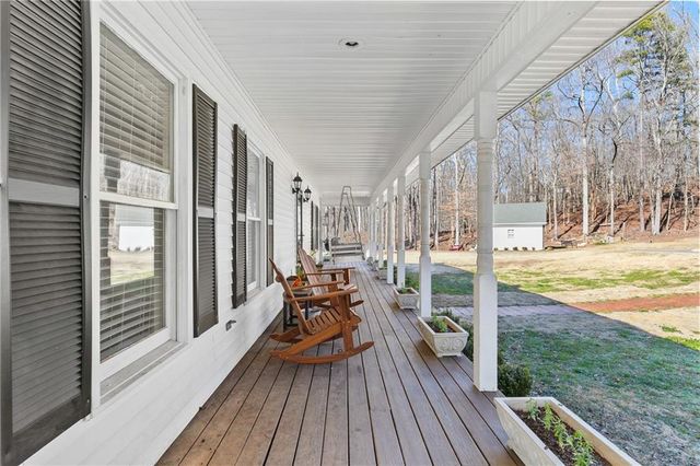 4731 Steeplechase Lane, Flowery Branch, GA 30542