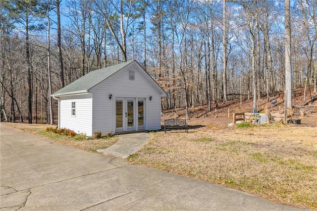 4731 Steeplechase Lane, Flowery Branch, GA 30542