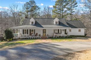 4731 Steeplechase Lane, Flowery Branch, GA 30542