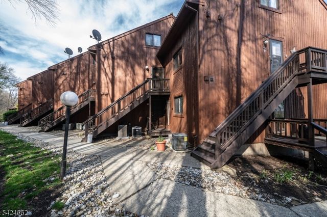 4 Red Lodge Dr 3, Vernon Twp., NJ 07462