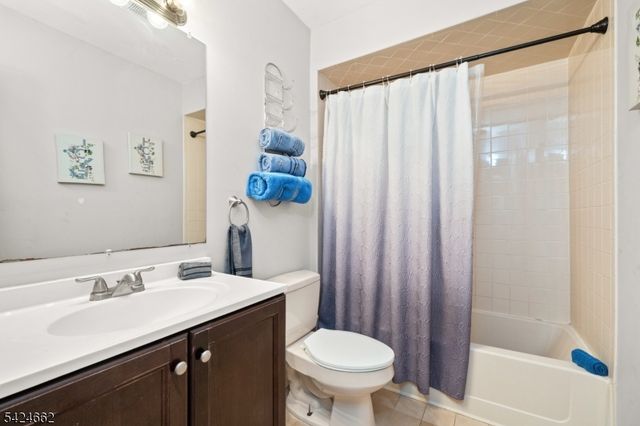 4 Red Lodge Dr 3, Vernon Twp., NJ 07462
