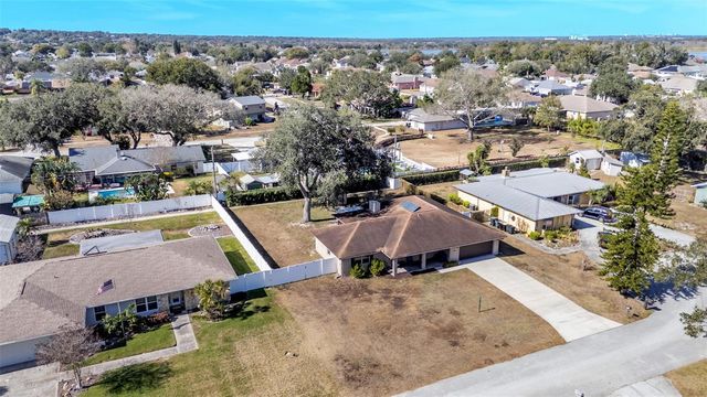 3511 CREEKMUR LANE, Lakeland, FL 33812