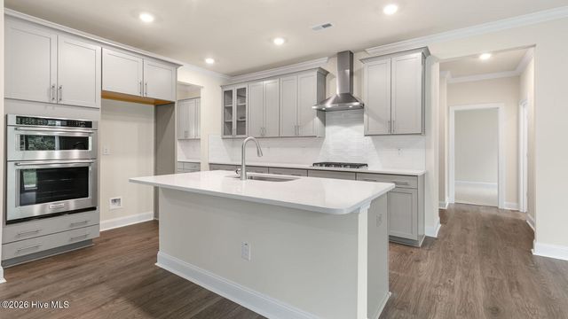 1124 Summer Daisy Drive, Aberdeen, NC 28315
