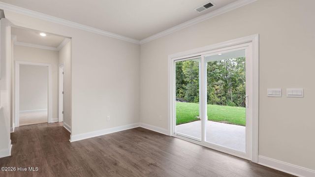 1124 Summer Daisy Drive, Aberdeen, NC 28315