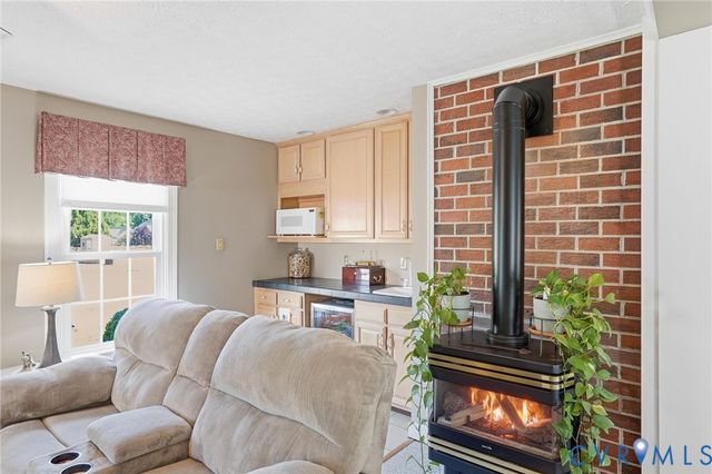 9343 Braxton Way, Mechanicsville, VA 23116