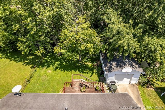 927 Capitol Hills Drive, Jeffersonville, IN 47130