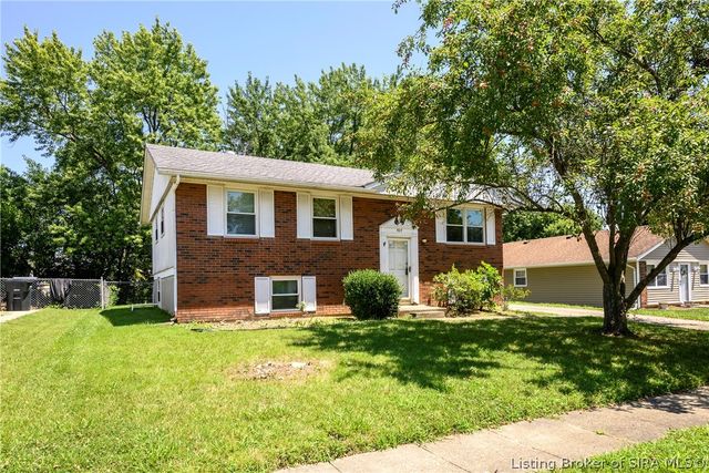 927 Capitol Hills Drive, Jeffersonville, IN 47130
