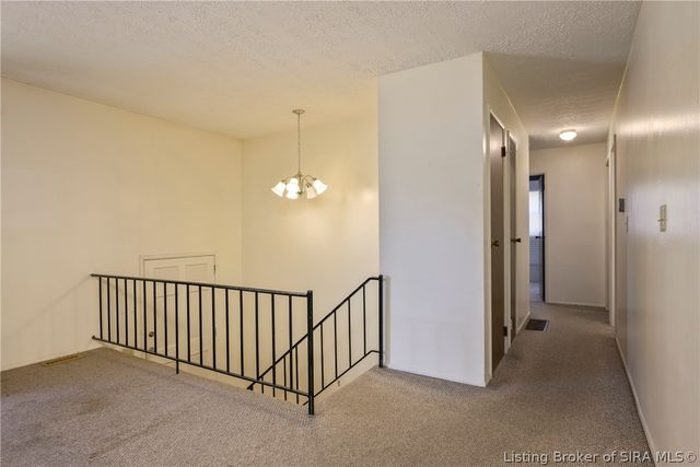 927 Capitol Hills Drive, Jeffersonville, IN 47130