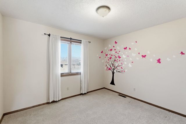 709 Marsha Dr, Andover, KS 67002