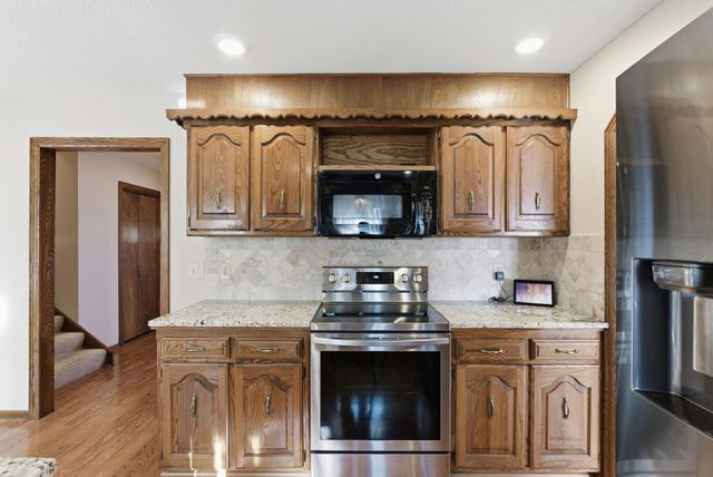 709 Marsha Dr, Andover, KS 67002