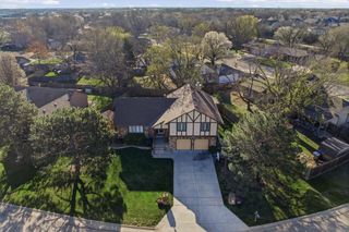 709 Marsha Dr, Andover, KS 67002