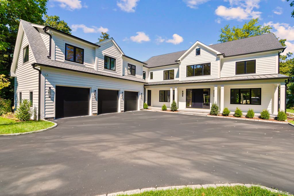 72 Old Kings Highway South, Darien, CT 06820